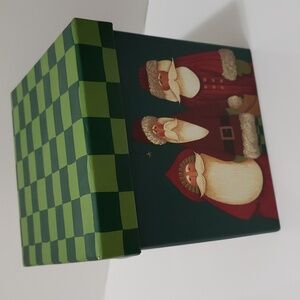 New Festive Green and Red Santa Gift Box